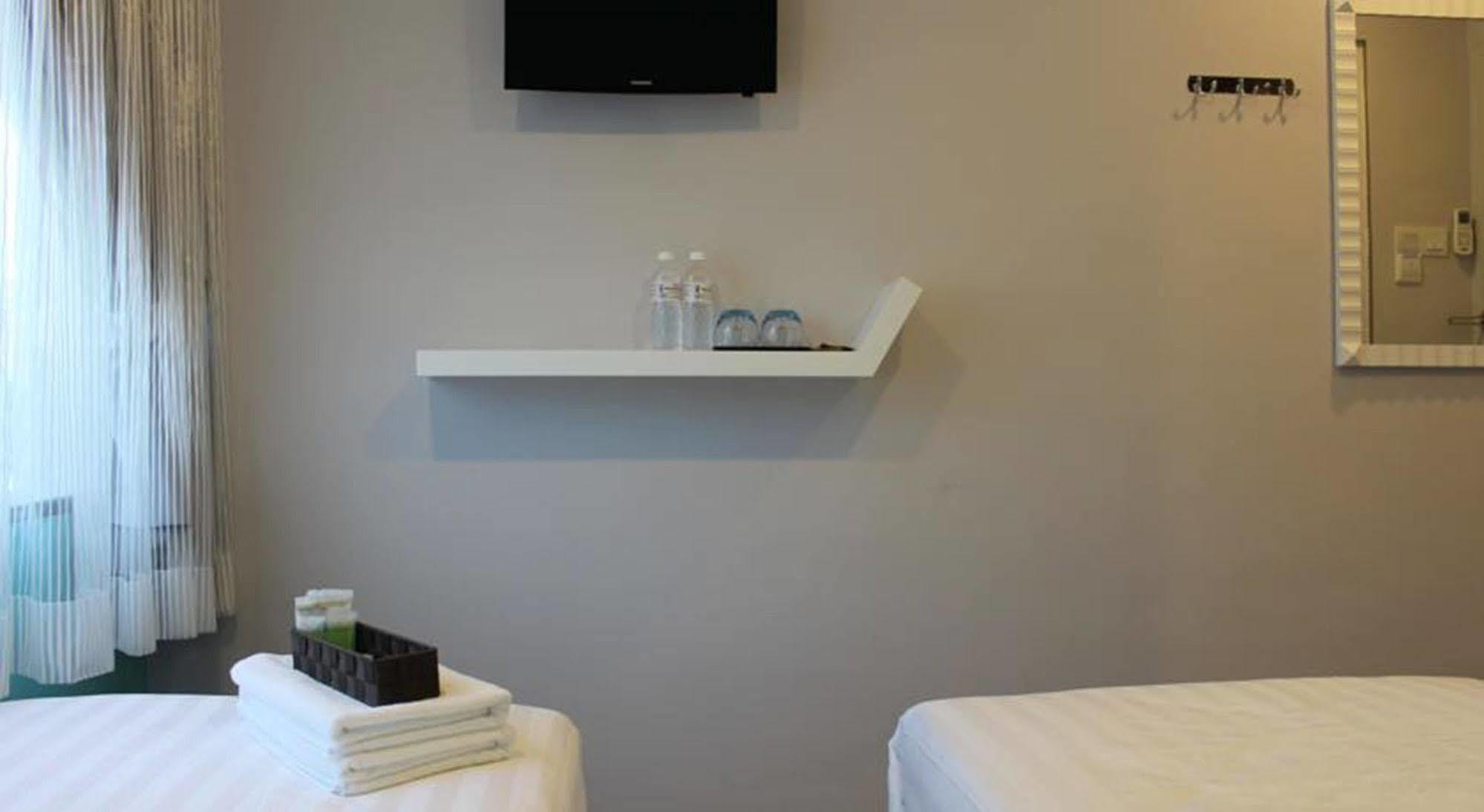 Gurney View Inn Pinang Exteriör bild