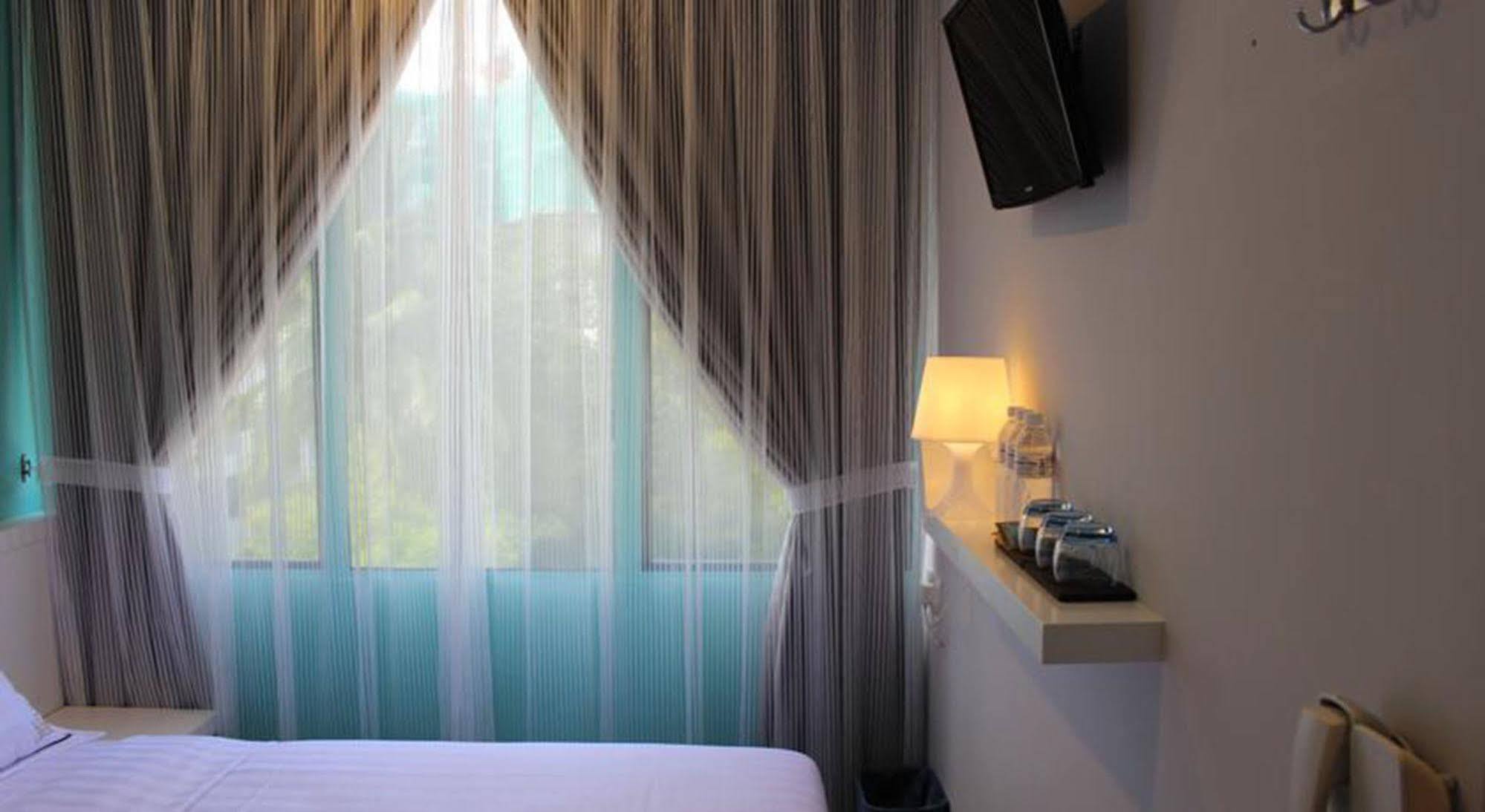 Gurney View Inn Pinang Exteriör bild